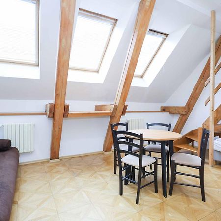 Beethoven Apartments Bratislava Esterno foto