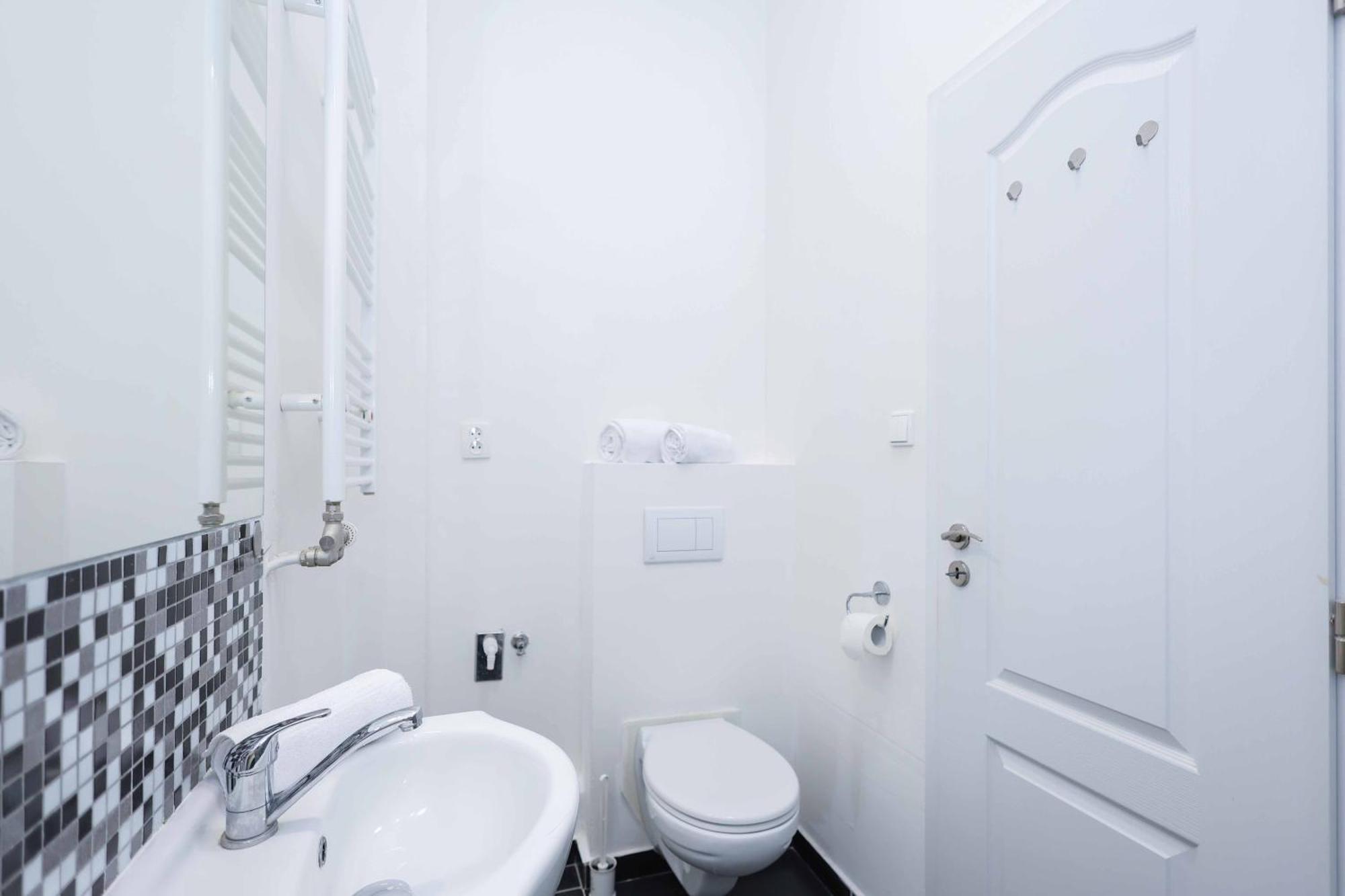 Beethoven Apartments Bratislava Esterno foto